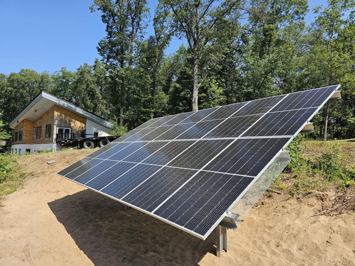Energy Monitoring Benefits of Solar in Central Wisconsin